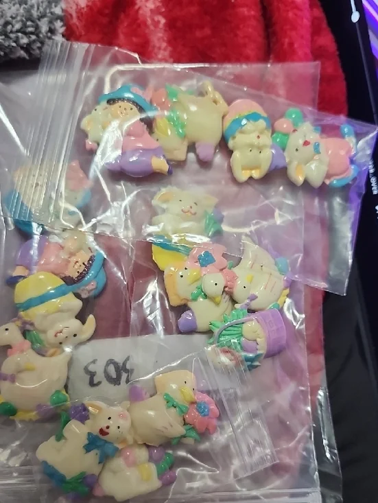 Easter/ Spring Button Covers - Picture 5 of 6